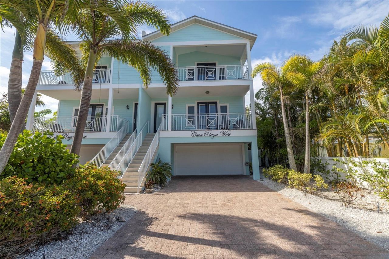105 4th Street S, Bradenton Beach, FL 34217 Photo