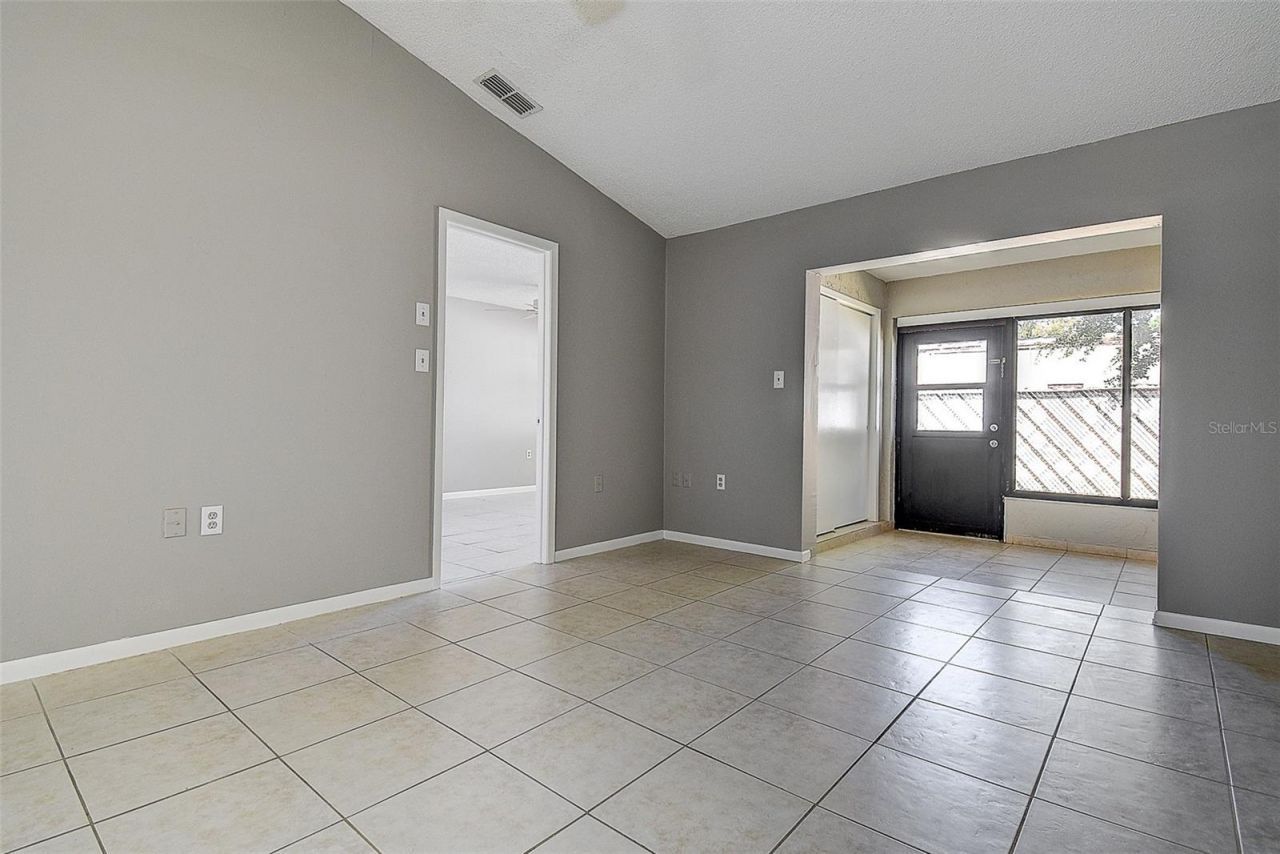 4752 Sunny Loop Loop, Unit 4752, Holiday, FL 34690 Photo