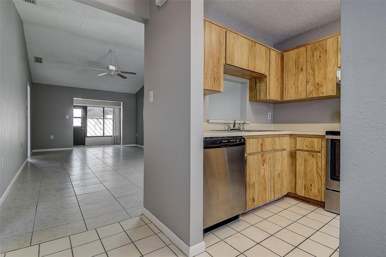 4752 Sunny Loop Loop, Unit 4752, Holiday, FL 34690 Photo