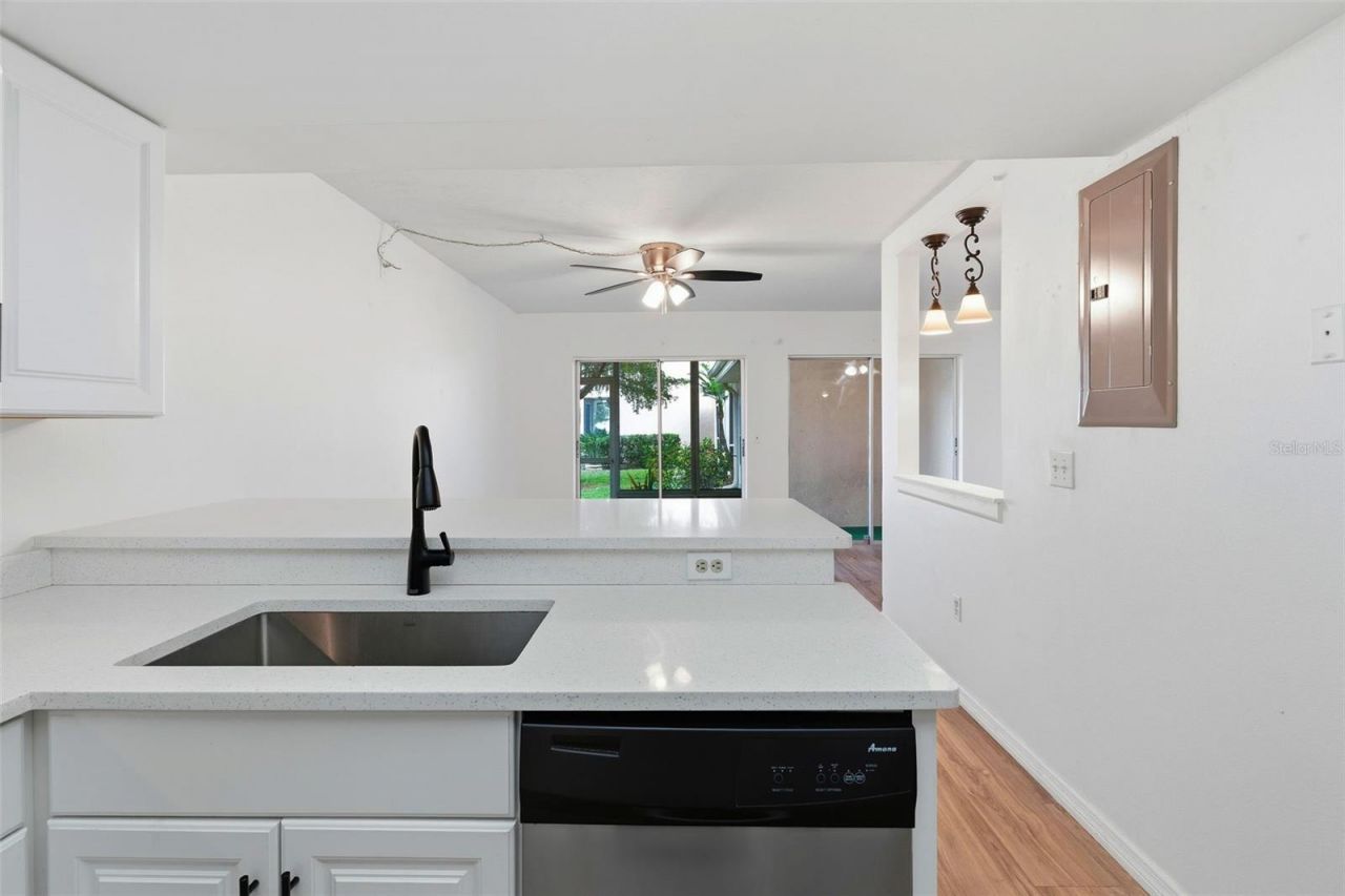 6320 7th Avenue W, Bradenton, FL 34209 Photo