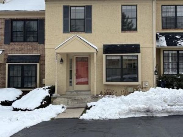2028 YORKTOWN N, NORRISTOWN, PA 19403