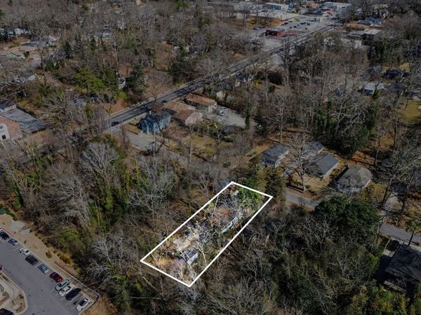 760 Alta Place NW, Atlanta, GA 30318