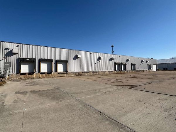 2055 N Towne Ln NE, Cedar Rapids, IA 52402