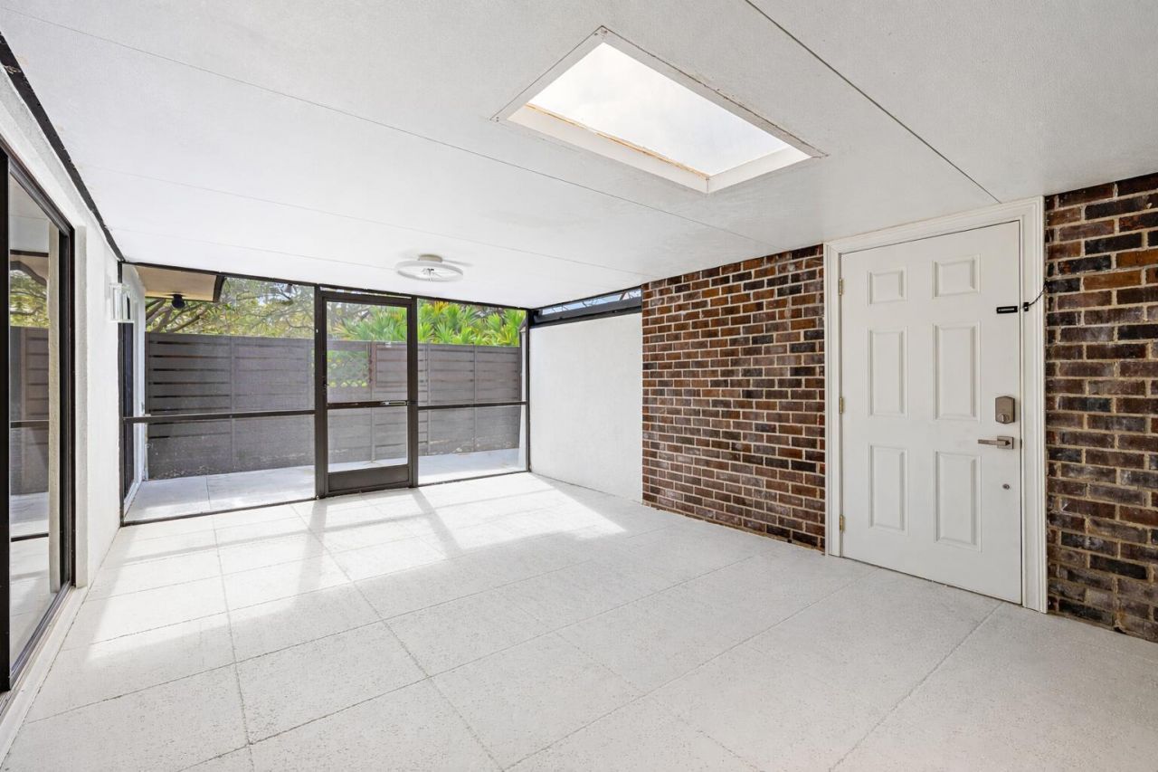 506 5th Terrace, Palm Beach Gardens, FL 33418 Photo