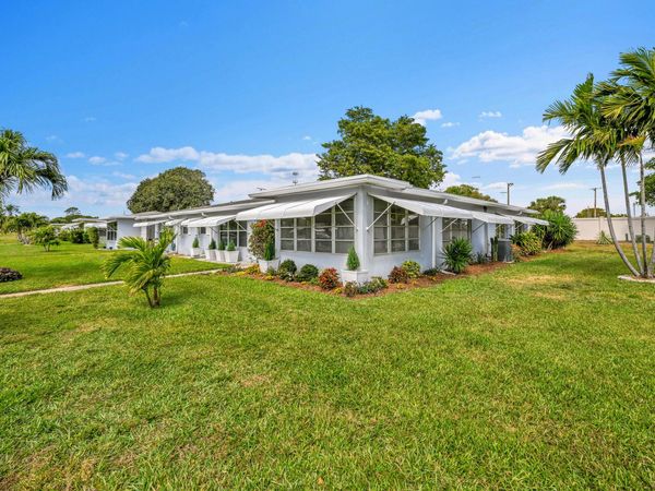 285 Main Boulevard, Unit D, Boynton Beach, FL 33435