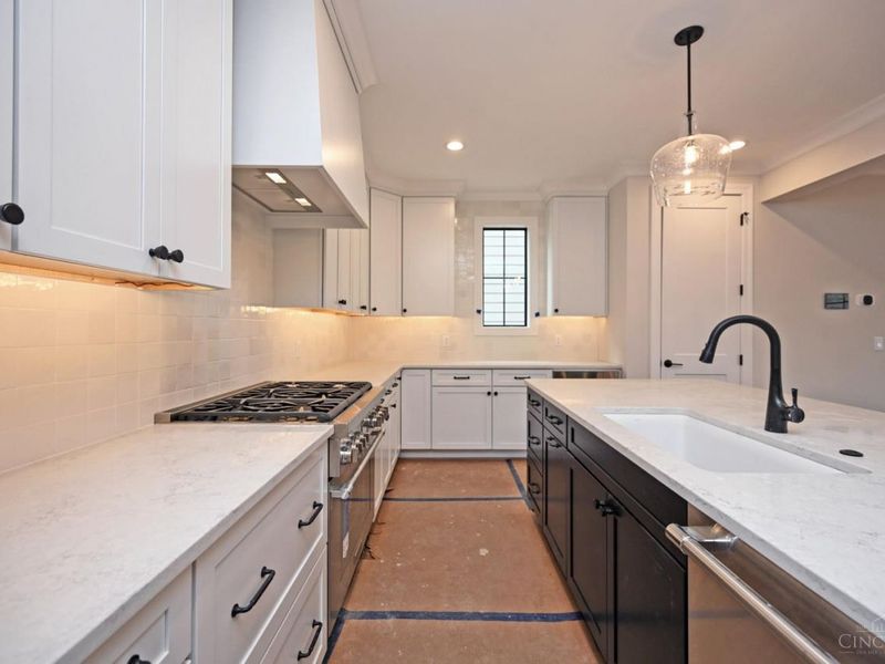 7406 Orchard Street, Columbia Twp, OH 45227 Photo 8