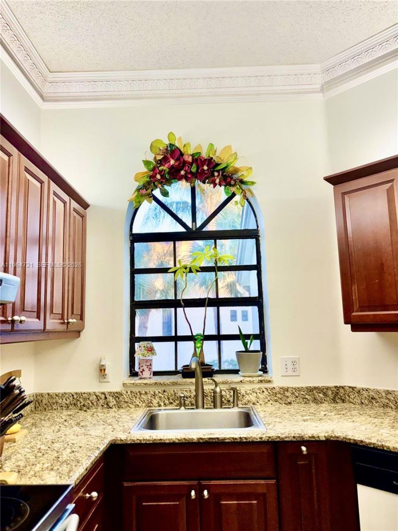 5258 Europa Dr, Unit H, Boynton Beach, FL 33437 Photo