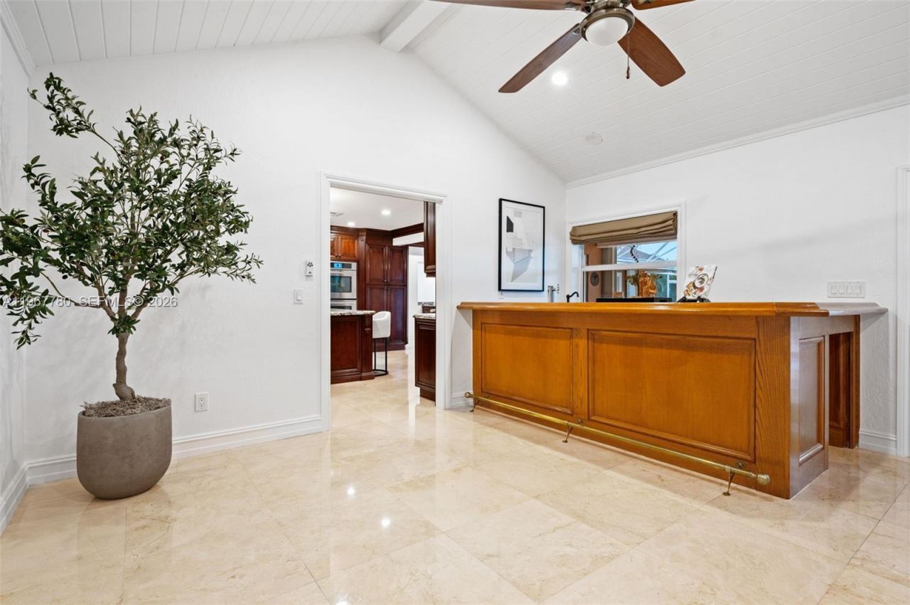 7720 SW 183rd Ter, Palmetto Bay, FL 33157 Photo