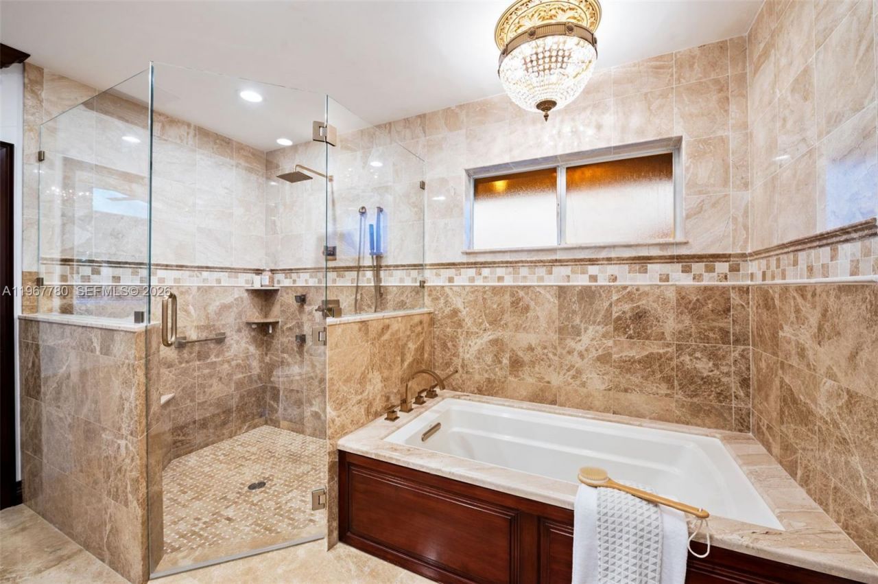 7720 SW 183rd Ter, Palmetto Bay, FL 33157 Photo