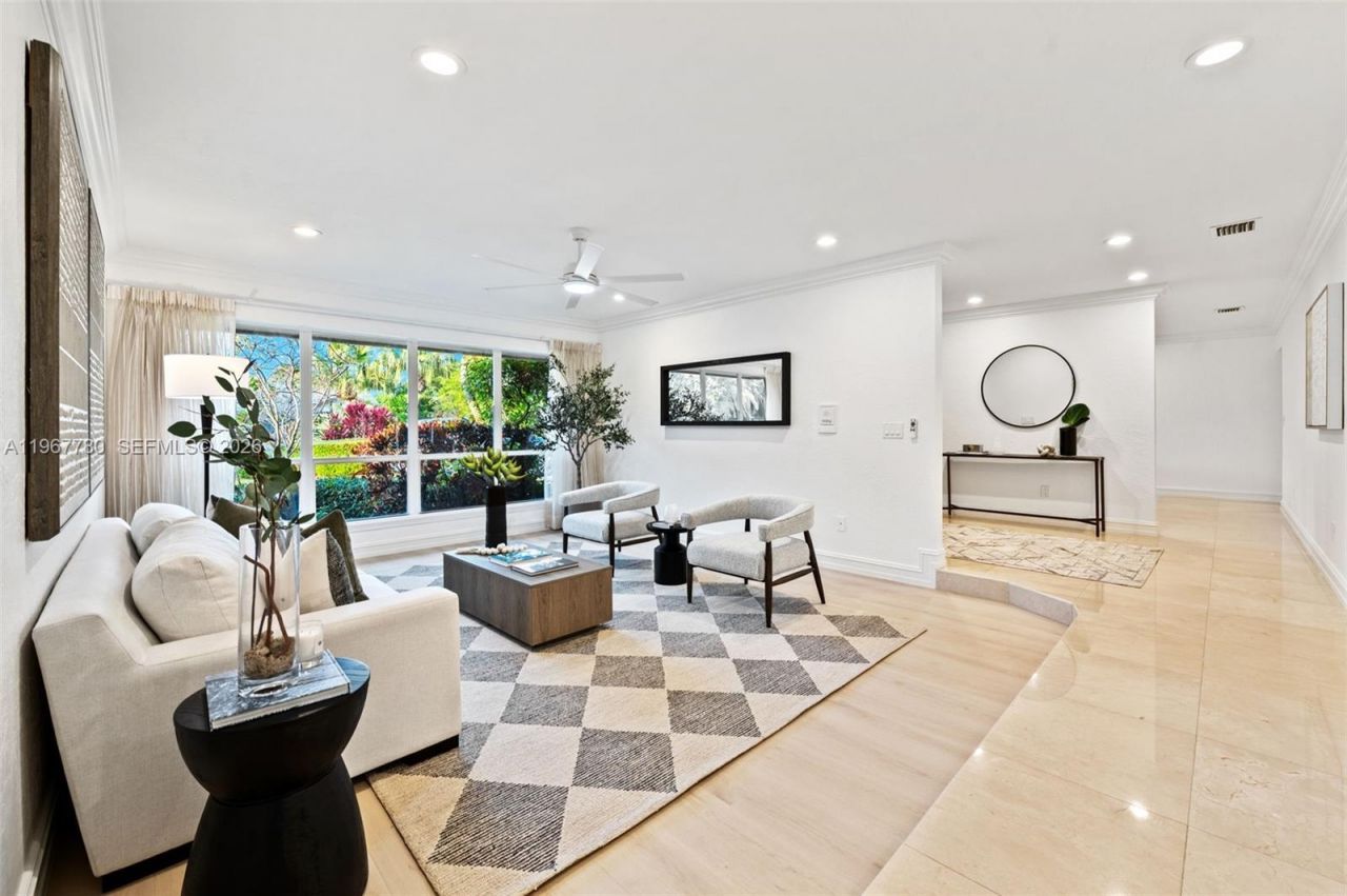 7720 SW 183rd Ter, Palmetto Bay, FL 33157 Photo