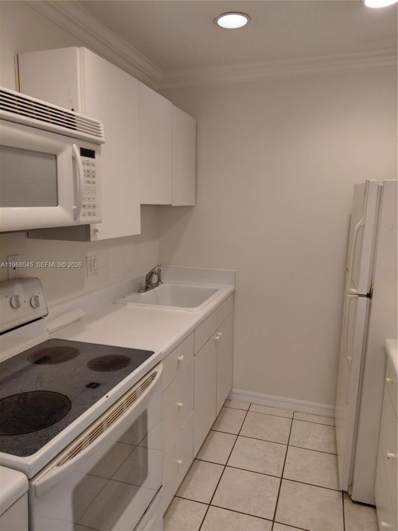 731 Hummingbird Way, Unit 10, North Palm Beach, FL 33408 Photo