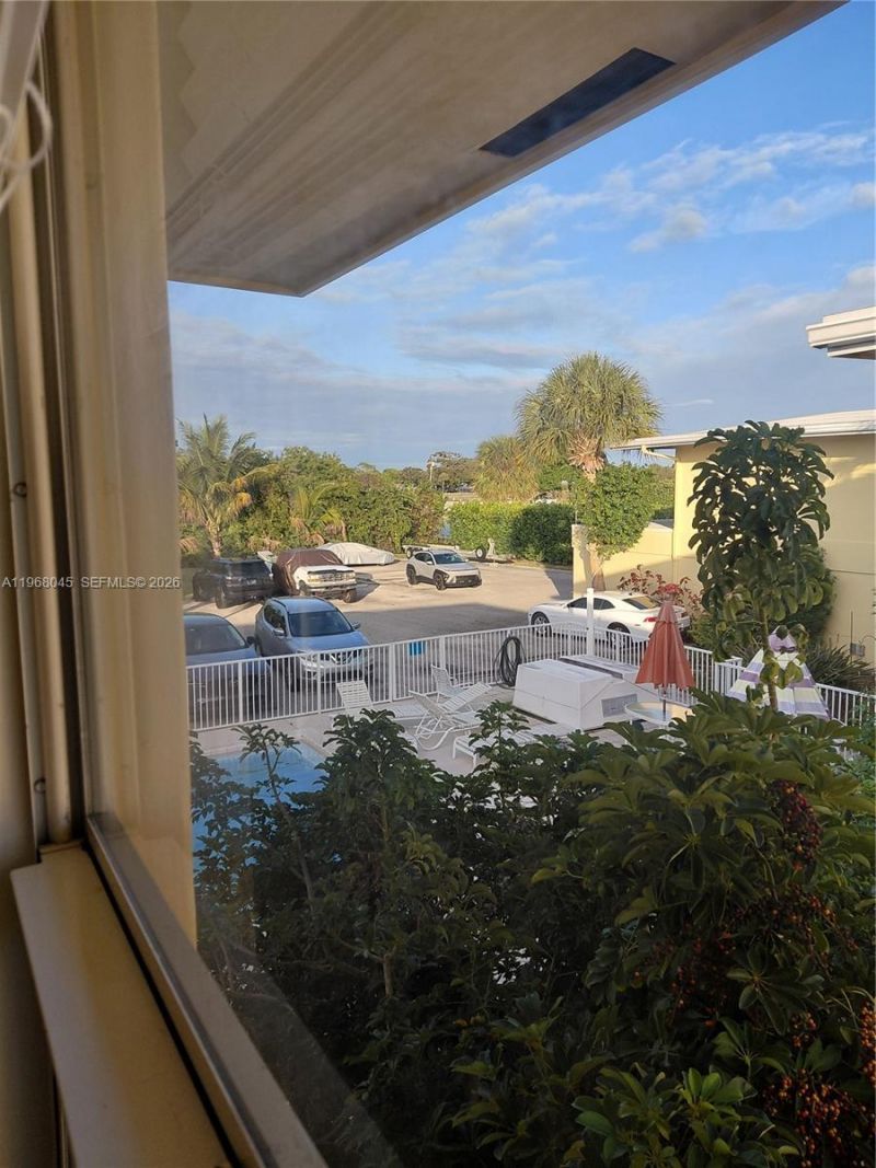 731 Hummingbird Way, Unit 10, North Palm Beach, FL 33408 Photo