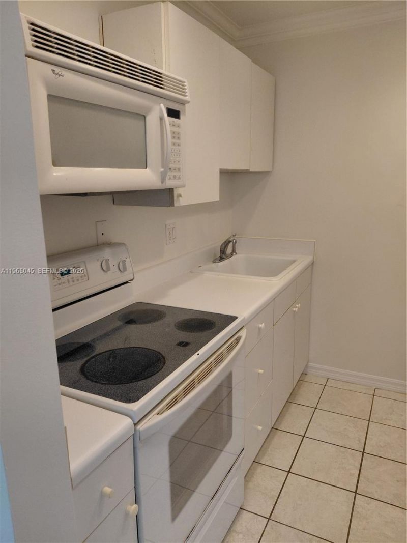 731 Hummingbird Way, Unit 10, North Palm Beach, FL 33408 Photo