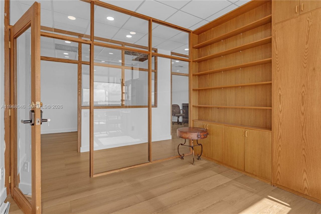 13499 Biscayne Blvd, Unit CUT2-3, North Miami, FL 33181 Photo