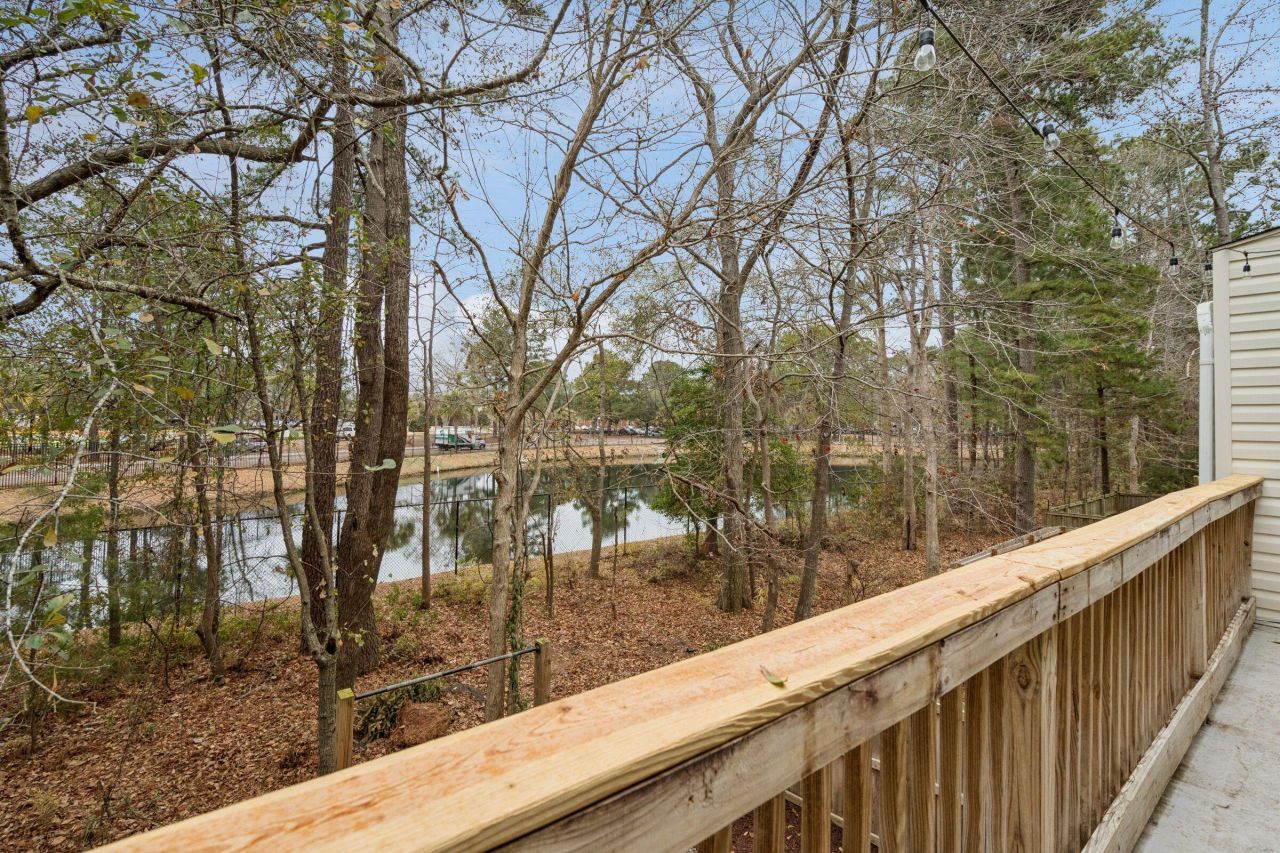 4027 Hartland Street Photo 15