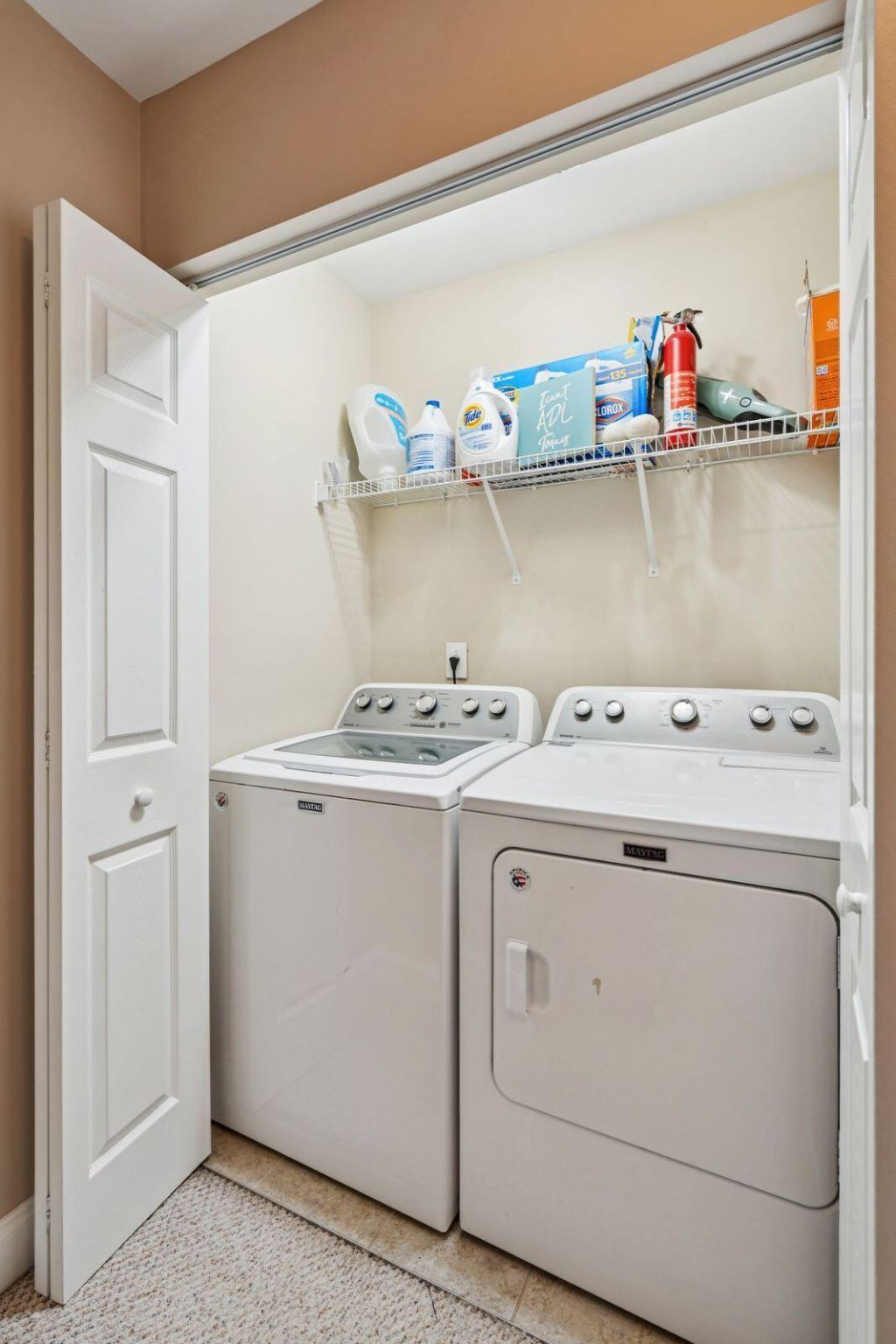 4027 Hartland Street Photo 25