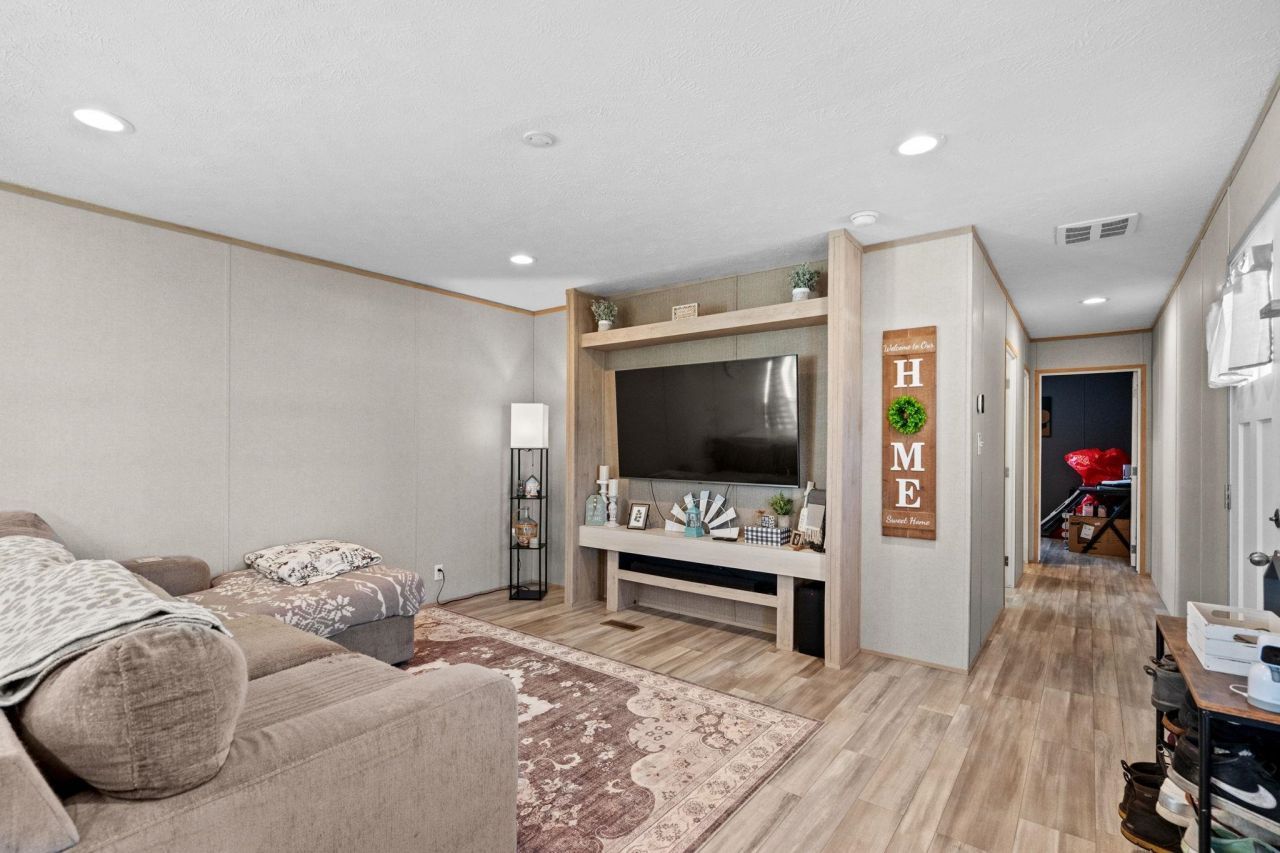 2810 Gobblers Run  Photo 4