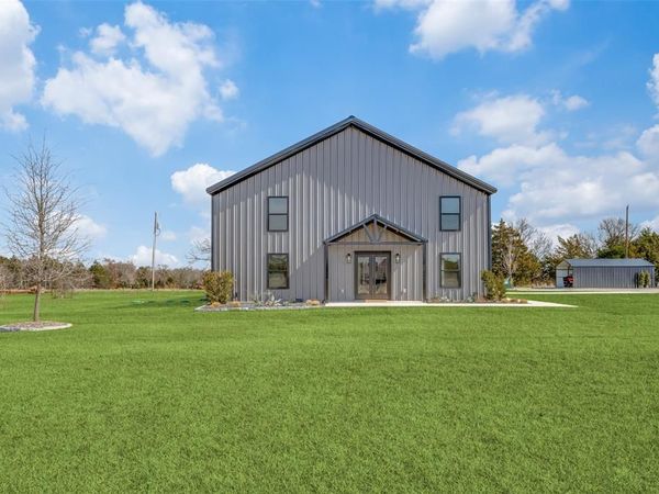 200 Kennedi Drive, Whitesboro, TX 76273