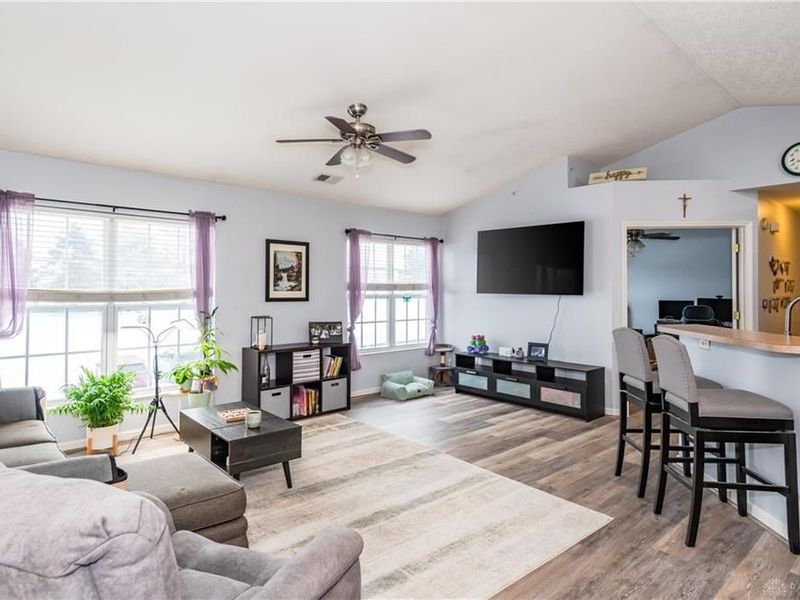 6643 Cloudscape Way, Maineville, OH 45039 Photo 4