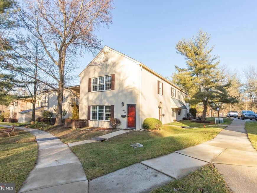 510 Old Forge Crossing, Devon, PA 19333 Main Photo