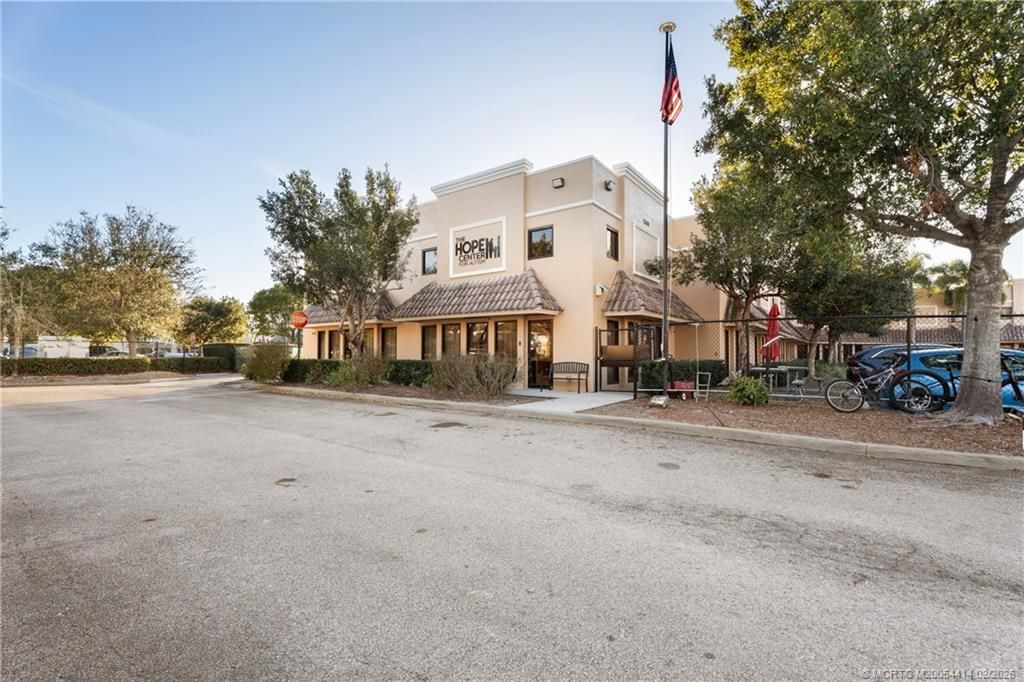 2580 SE Willoughby Boulevard, Stuart, FL 34994 Photo