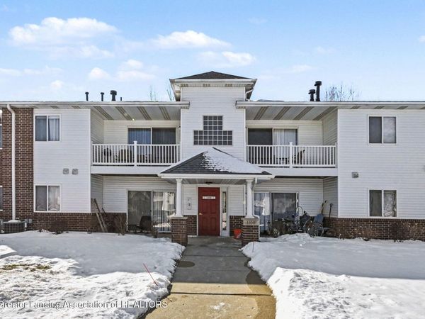 1105 Carom Circle, Mason, MI 48854