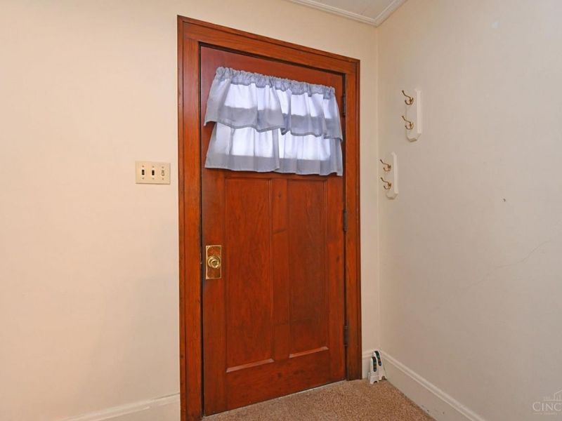 3910 Germania Avenue, Cincinnati, OH 45227 Photo 4