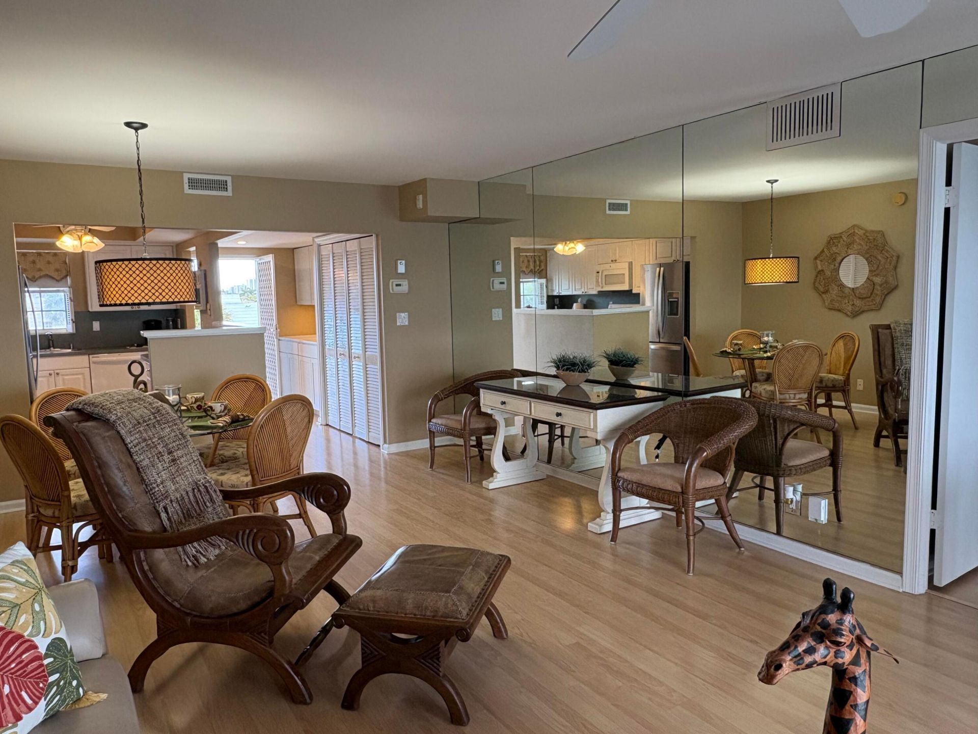 1051 Sugar Sands Boulevard, Unit 351, Singer Island, FL 33404 Photo