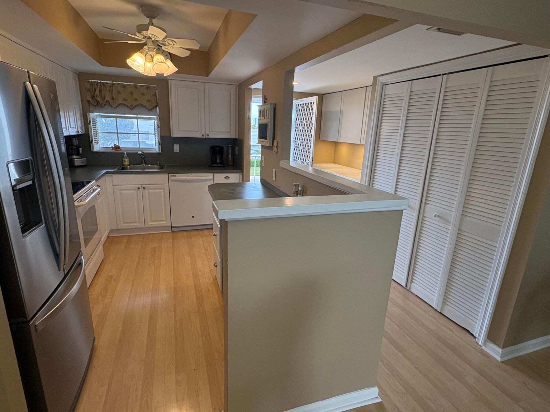 1051 Sugar Sands Boulevard, Unit 351, Singer Island, FL 33404 Photo