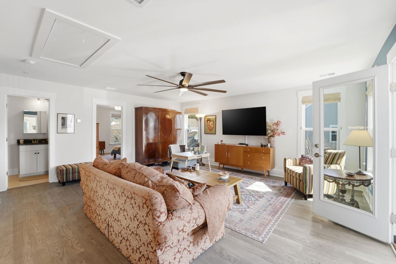 2018 Pearl Stone Street Photo 42