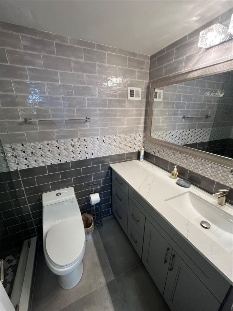 Please Call For Address, Unit 1004, Hollywood, FL 33019 Photo
