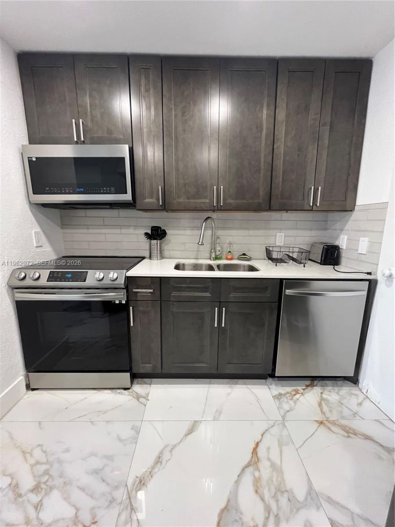 Please Call For Address, Unit 1004, Hollywood, FL 33019 Photo