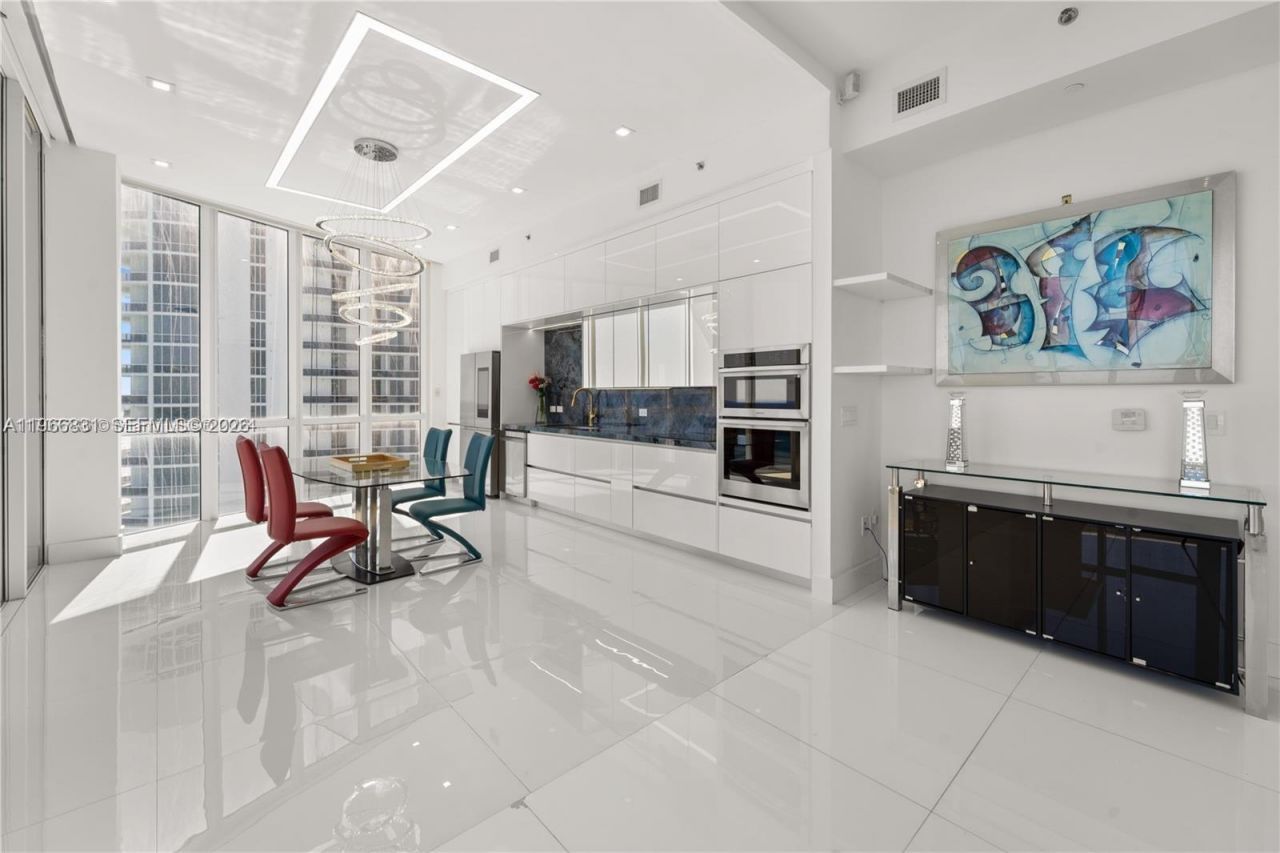 16001 Collins Ave, Unit 3501, Sunny Isles Beach, FL 33160 Photo