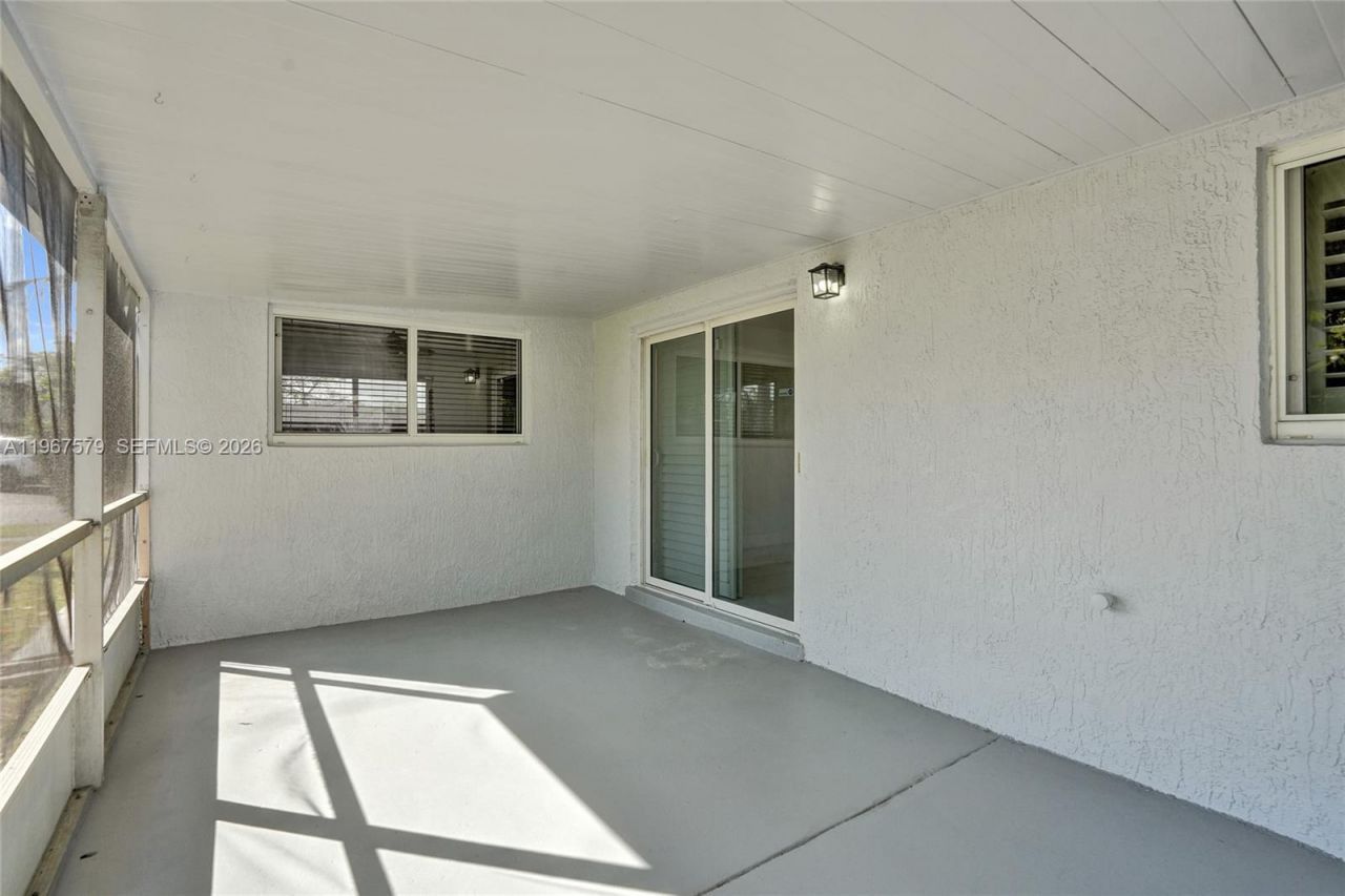 3221 SW 67th Way, Miramar, FL 33023 Photo