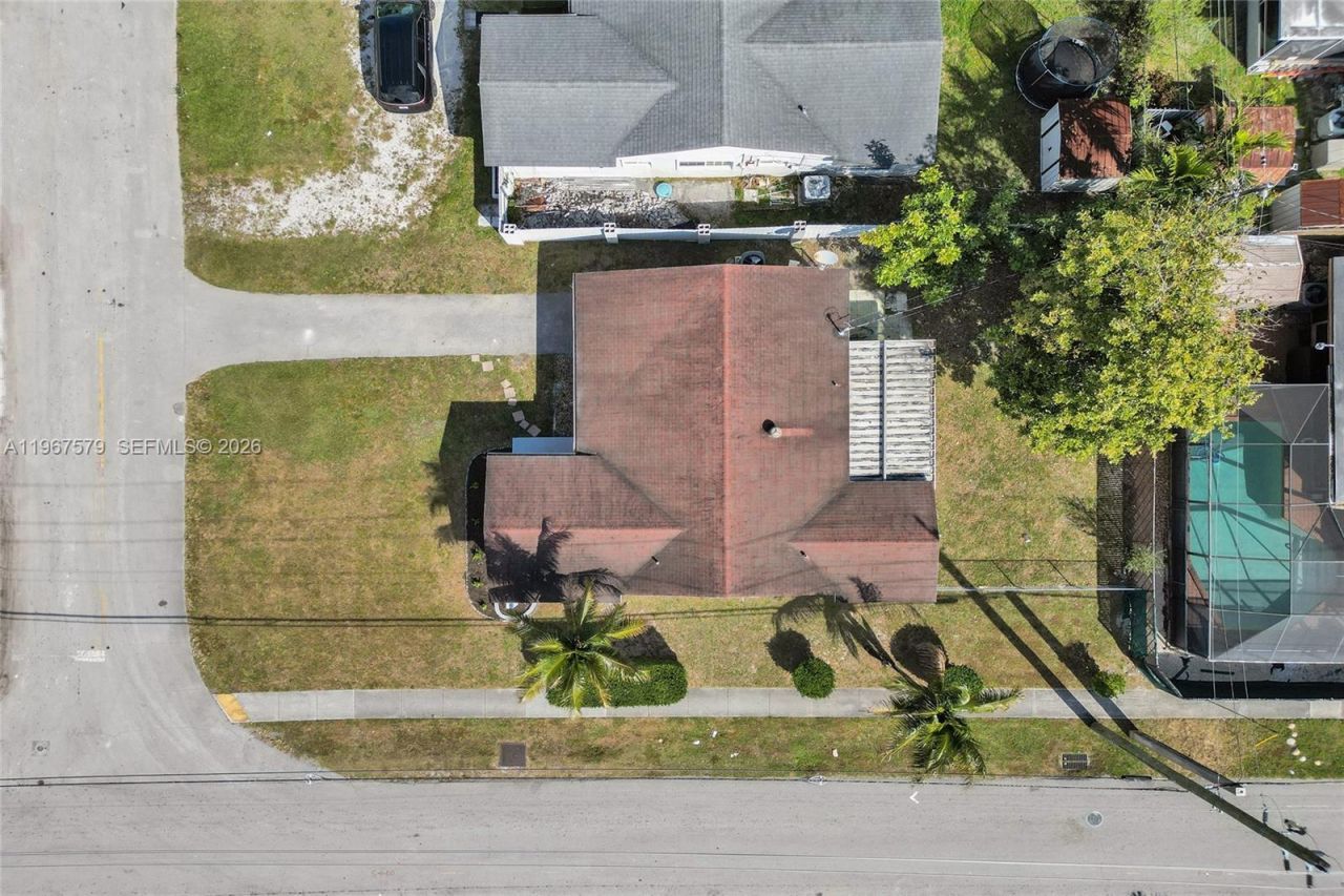 3221 SW 67th Way, Miramar, FL 33023 Photo