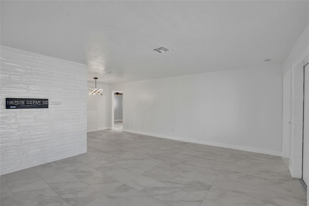 3221 SW 67th Way, Miramar, FL 33023 Photo