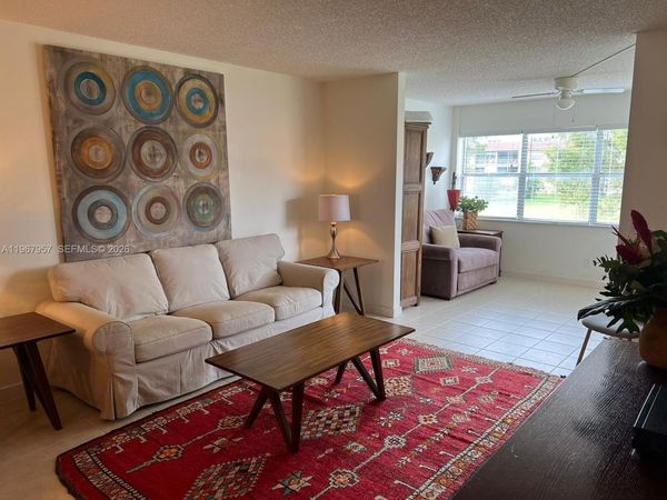 9581 Sunrise Lakes Blvd , Unit 208, Sunrise, FL 33322