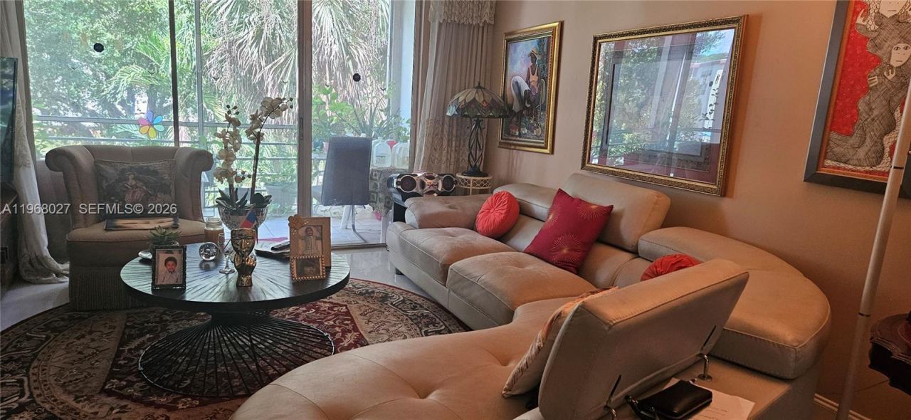 2649 NW 48th Ter , Unit 338, Lauderdale Lakes, FL 33313 Photo