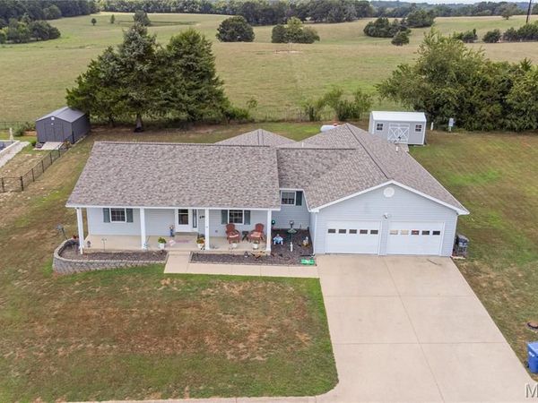 11 Westwood Drive, Salem, MO 65560