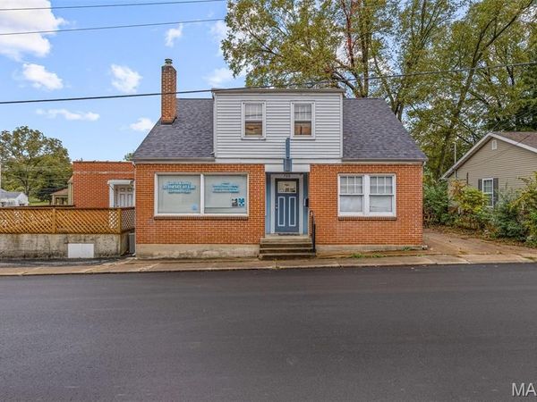 720 Market Street , Ste Genevieve, MO 63670