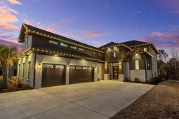 925 Shipmaster Ave. photo 4