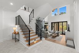 925 Shipmaster Ave. photo 4