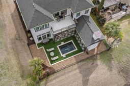 925 Shipmaster Ave. photo 4