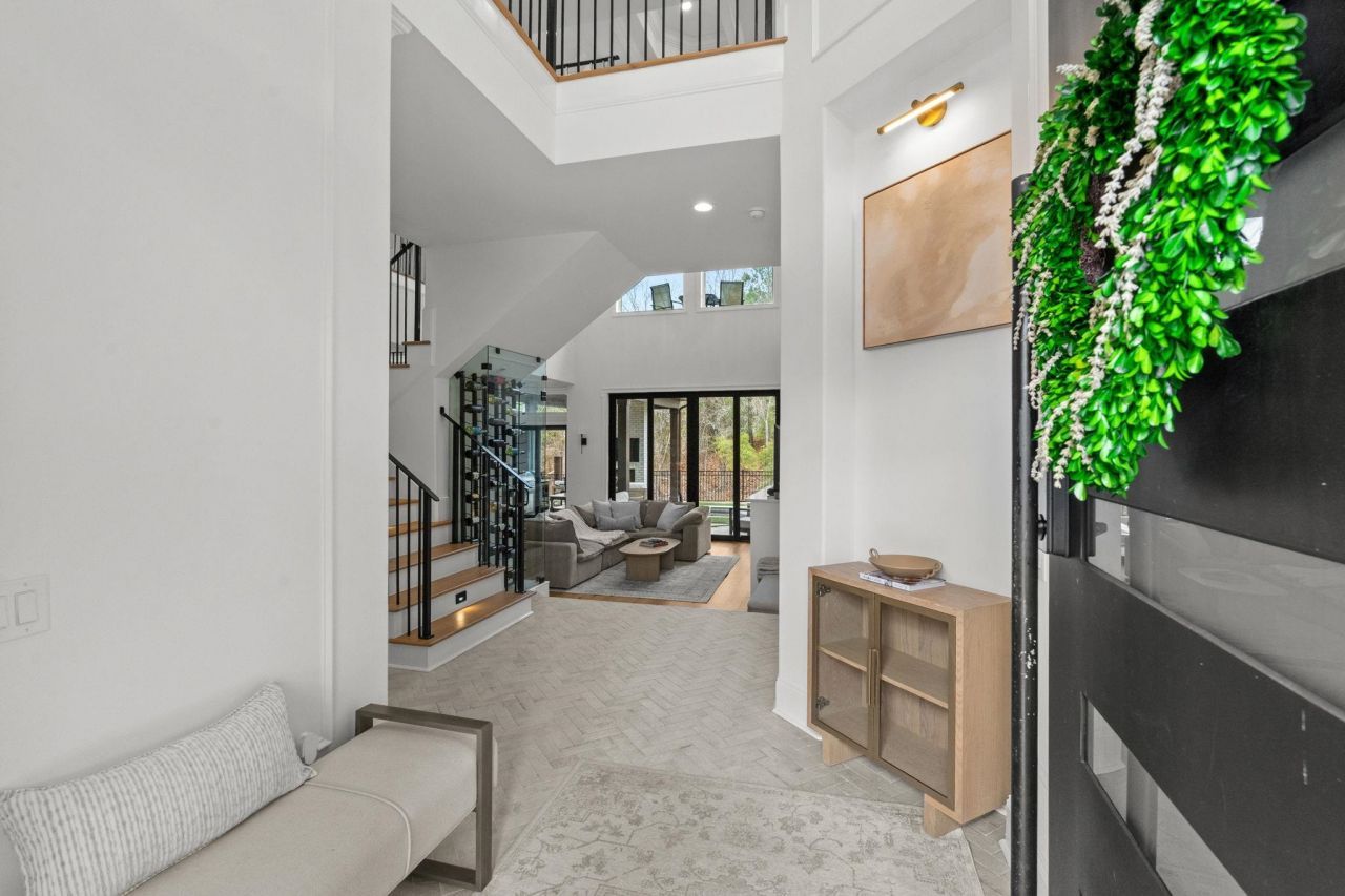 925 Shipmaster Ave. Photo 6