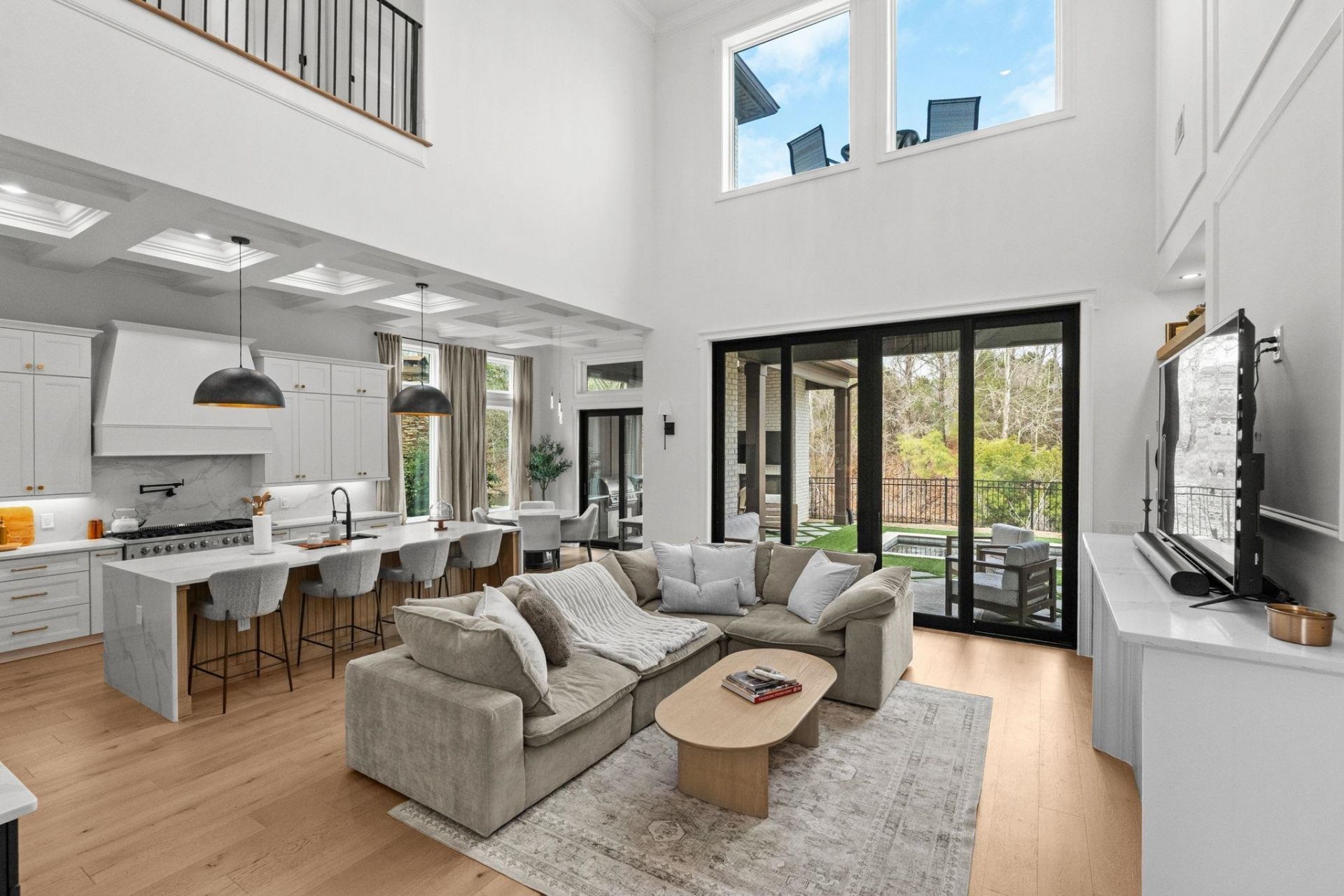 925 Shipmaster Ave. Photo 7