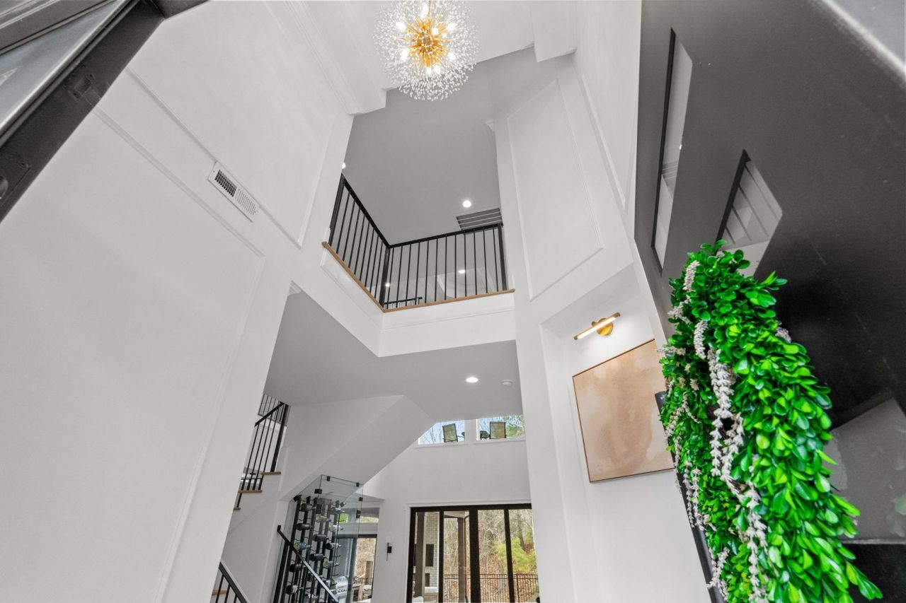 925 Shipmaster Ave. Photo 7