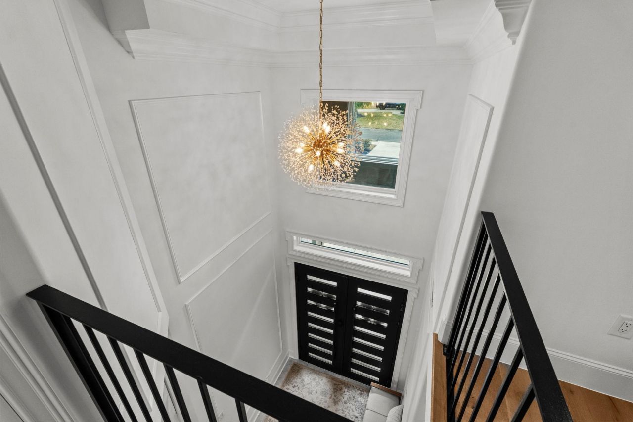 925 Shipmaster Ave. Photo 8