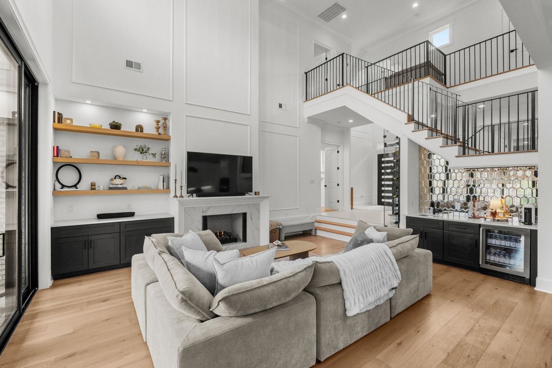 925 Shipmaster Ave. Photo 9