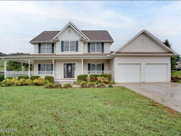 1939 Pleasant Ridge Rd, LaFollette, TN 37766