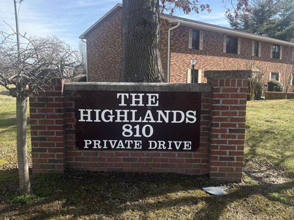 810 Highland Drive, Knoxville, TN 37912